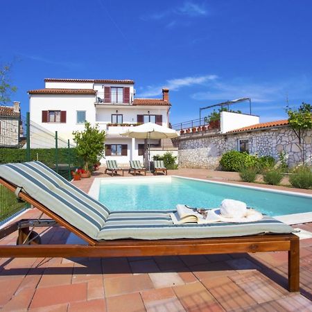 Holiday Home Elvis, Village Kujici Hreljići المظهر الخارجي الصورة