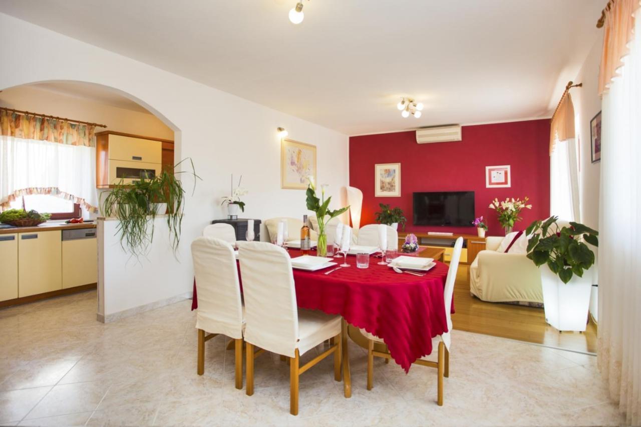 Holiday Home Elvis, Village Kujici Hreljići المظهر الخارجي الصورة